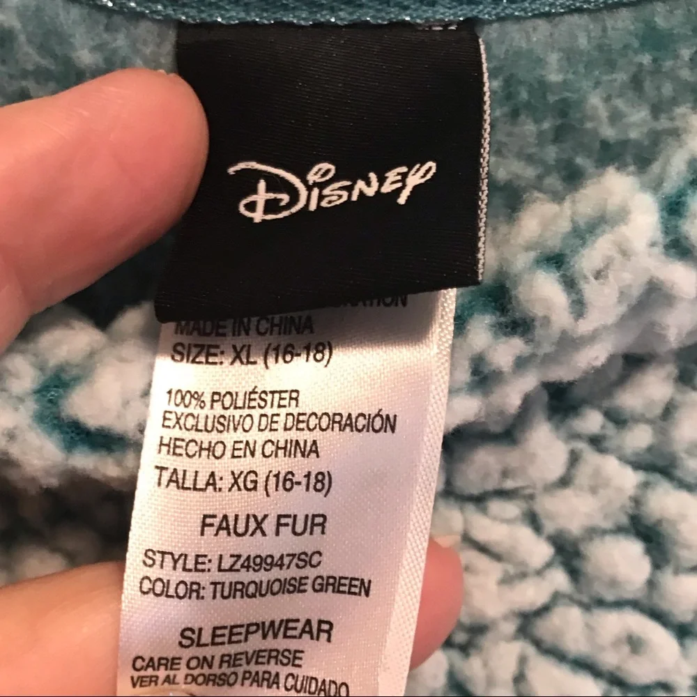Disney Stitch Ohana Sleep Sherpa top size XL - Picture 4 of 7